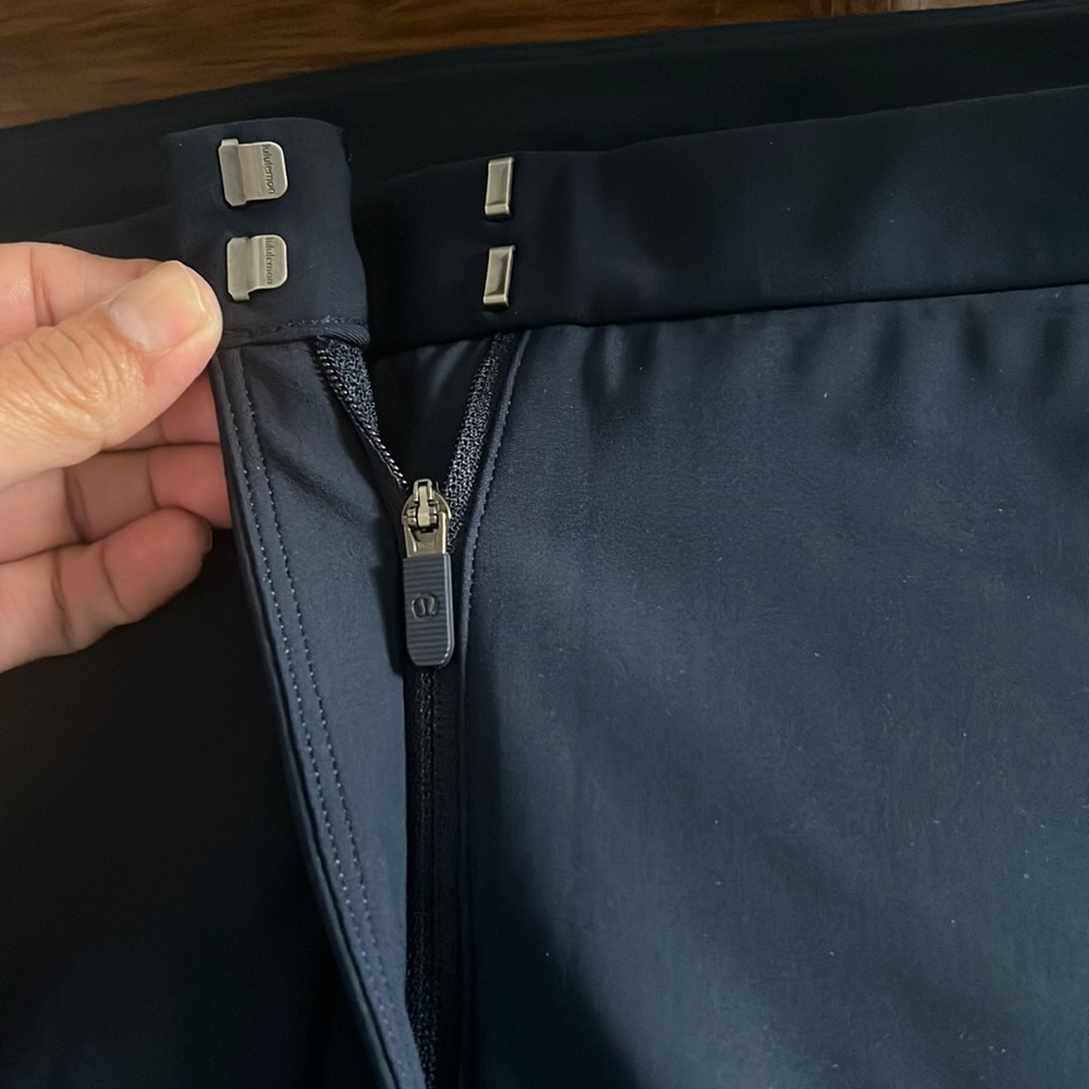 Lululemon On the Move Pants Ponte Navy Size 10 - Picture 8 of 14